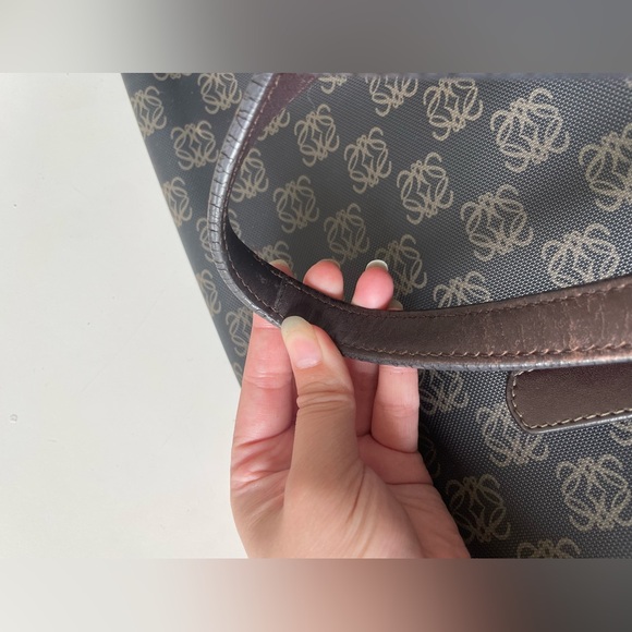 SOLD Vintage Loewe anagram tote - Picture 11 of 14